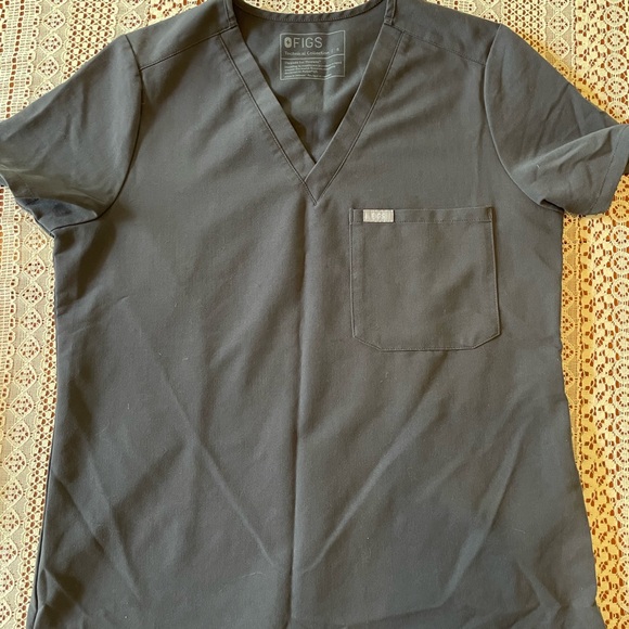 Figs Women’s Charcoal Catarina Scrub Top - Size Small - Picture 2 of 3